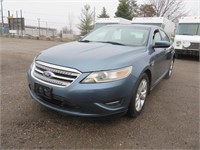 2010 FORD TAURUS 300900 KMS