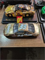 Nascar lot of 2 diecast cars 1/24 gold