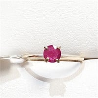 10kt Gold & Ruby (0.6ct) Ring Sz 6.5
