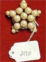 Vintage rhinestone and pearl star brooch