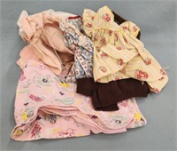 Quantity of Doll Clothes