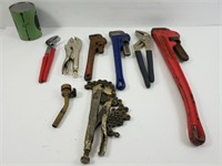 Clés à pipe et pinces outils variés