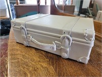 Vtg Small Suitcase For Decor
