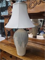 Vtg Elite 95 Ceramic Lamp
