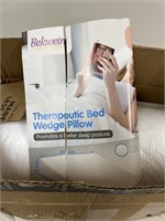 Wedge Pillow (Open Box)