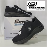 BRAND NEW SKECHERS ARCH COMFORT - SIZE 13