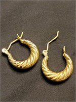 Pair 14K gold earrings