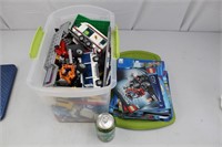 8LBS TOTE OF LEGO