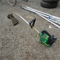 WEED EATER GAS TRIMMER.