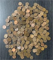 Large Variety of Wheat Pennies