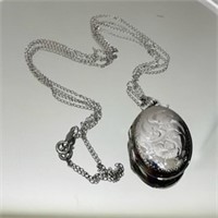 Dynasty Sterling Chain and Locket 8"