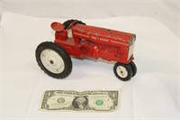 Vintage Collectilbe Diecast Toy Tractor -Tru-Scale