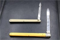 Pair of Collectilbe Vintage Melon / Banana Knives