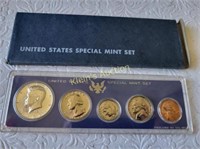 1967 special mint set us coins kennedy too!
