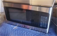 GE 1.1 CUBIC FT MICROWAVE