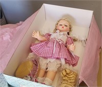 MADAME ALEXANDER "KELLY AND KITTY" DOLL IN BOX