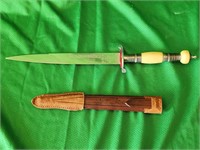 WW I era Salve Patria dagger.  Dagger 11" long