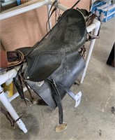 Horse Eng Saddle & Spurs, 2-Bridles, breast strap
