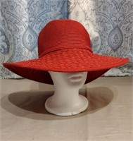 Nine & Co Women's Hat Red