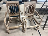 LOT OF 2 ANTIQUE CHAIRS IN NEED OF RESTORING