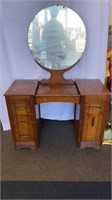 Early 20th Century Art Deco Dressing Table