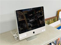 Apple iMac 20 inch computer - working