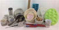 Pot, cake pan, sifter, mugs, ceramic bowls, Ice