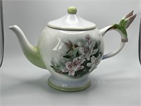 Hummingbird teapot