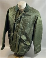 *Military Extreme Cold Weather Nylon Jacket Size L