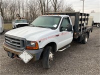 1999 Ford F450 Stake Bed