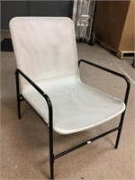 Mesh accent lounge chair