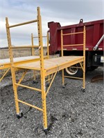 Buffalo tools scaffolding with wheels