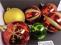 ANTIQUE GOLD GIANT SEQUIN HOLIDAY ORNAMENTS