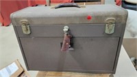 NICE VINTAGE KENNEDY TOOLBOX WITH KEYS & TOOLS