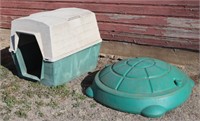 dog house and turtle