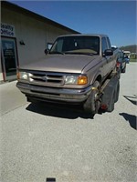 (T) 1996 Ford Ranger 4WD - transmission out