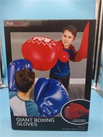 Funktion giant boxing gloves
