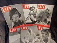 VINTAGE  "LIFE" MAGAZINE LATE 1940S BUNDLE