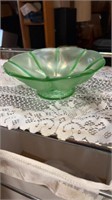 Green Carnival glass bowl 7.5” x2.5”