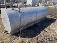 1000 gal fuel tank used for water