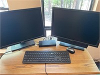 Dell Monitors 20” with Keyboard