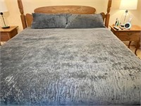 King Size Velvety Bedspread & Two Pillow Shams