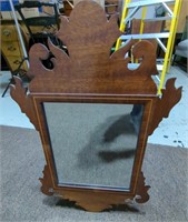 MAHOGANY CHIPPENDALE STYLE MIRROR