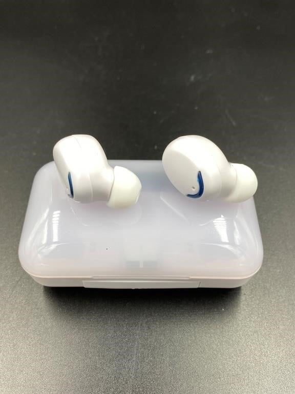 New White Bluetooth Headphones w/ Charging Dock
