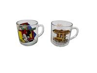 2 glass collector mugs - Mickey & Minnie