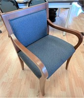 STEELCASE UPHOLSTERED GUEST  CHAIR