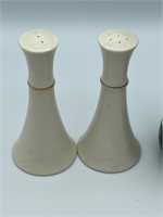 Lenox salt & pepper shakers