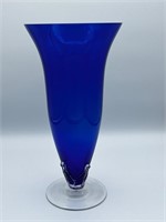 Beautiful cobalt blue art glass vase