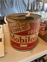 1934 MOBIL 3 GALLON CLOSE-OUT CAN