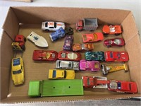 BOX OF MATCHBOX CARS